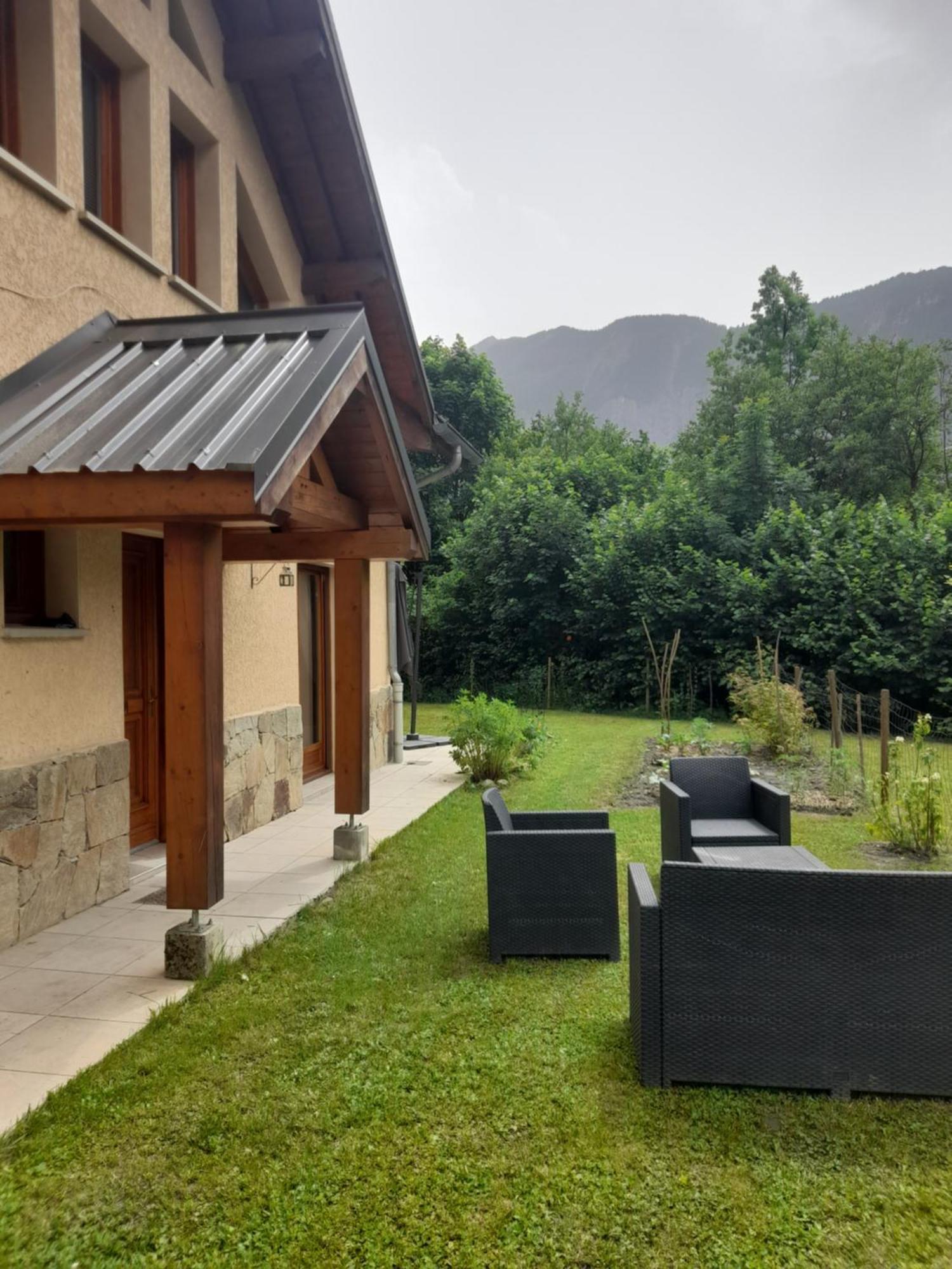 Apartment Avec Jardin Au Pied De L'alpe D'huez